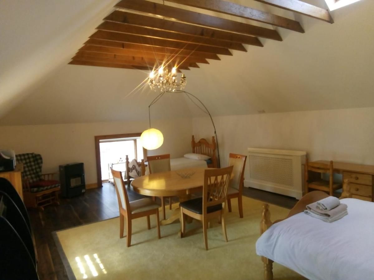 Загородные дома Mount Pleasent Country House Лукан-25