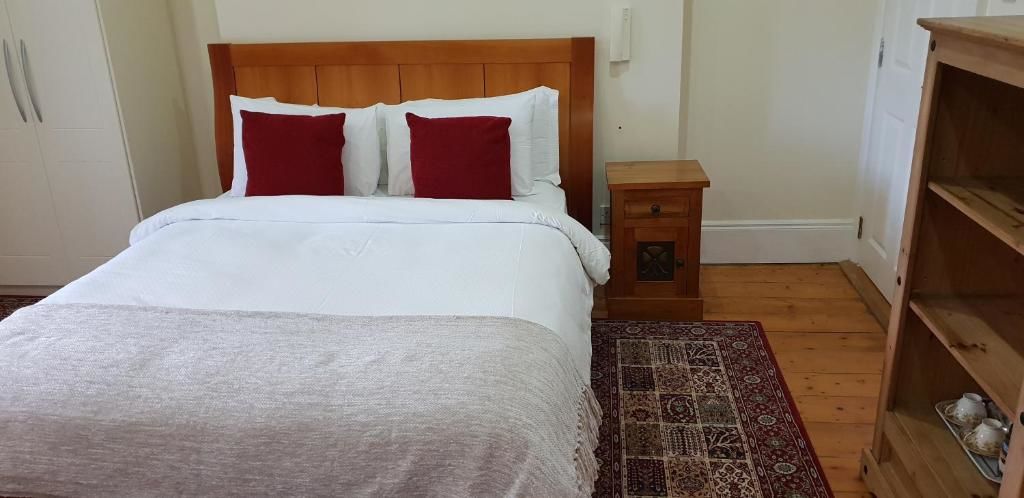 Загородные дома Mount Pleasent Country House Лукан-30